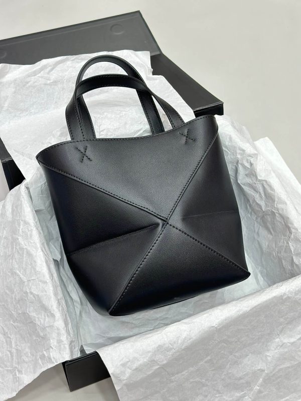 Loewe Puzzle Fold Bag: Unboxing and First Impressions
