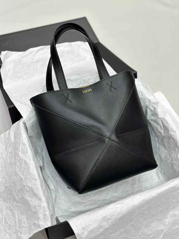 Loewe Puzzle Fold Bag in Black