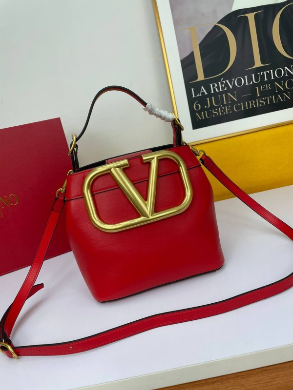 Valentino Garavani SuperVee Handbag in Red